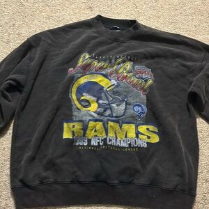 Abercrombie and fitch oversized La rams crewneck